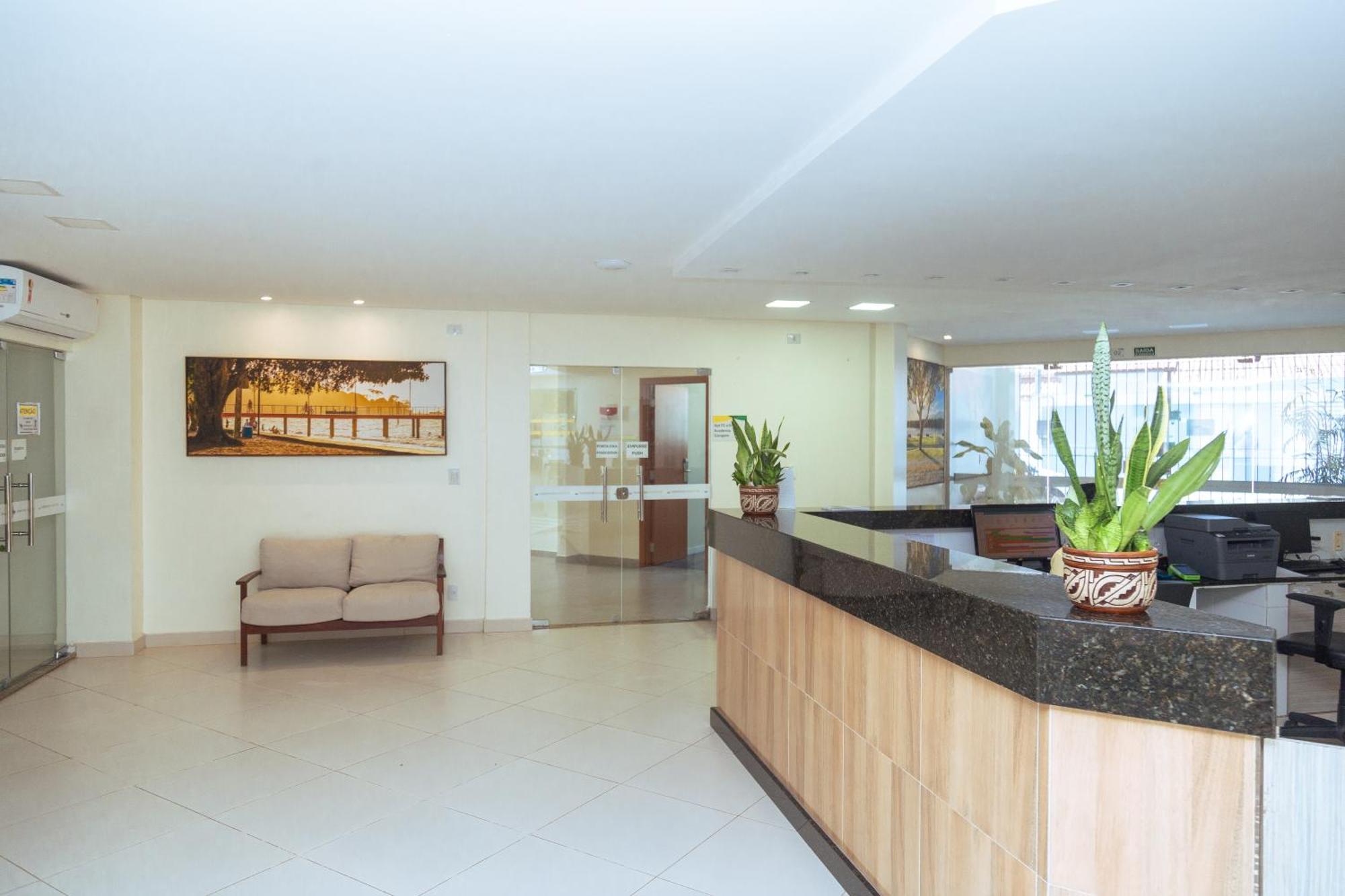 Hotel Equinocios Essential 바르카레나 외부 사진